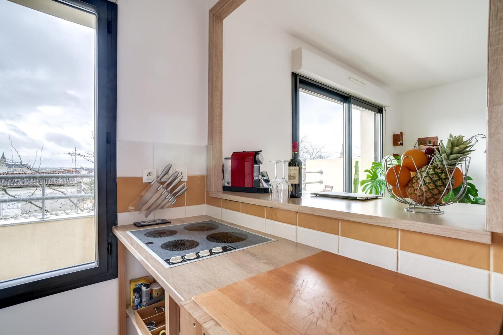 Ferienwohnung Votre Escale - Le Petit Montmartre Niort Exterior foto